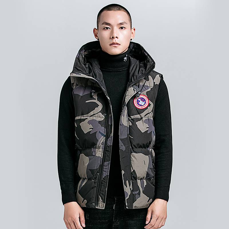 Men's Hooded Print Water-Resistant Thick Puffer Vest