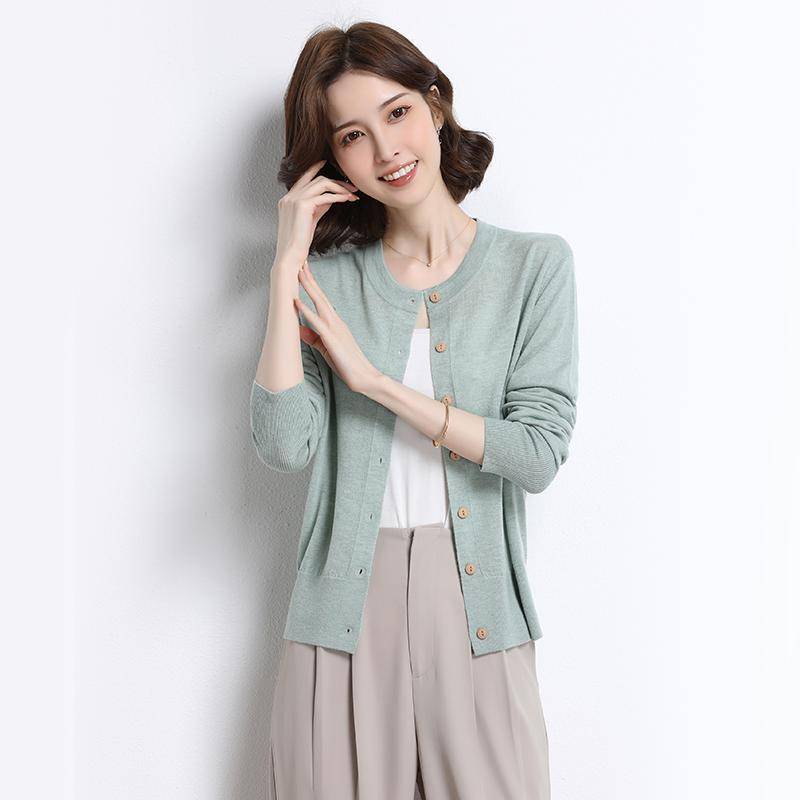 GRAY GREEN